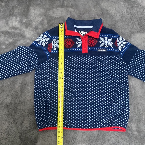 Lands End Festive Fleece - Picture 2 of 6